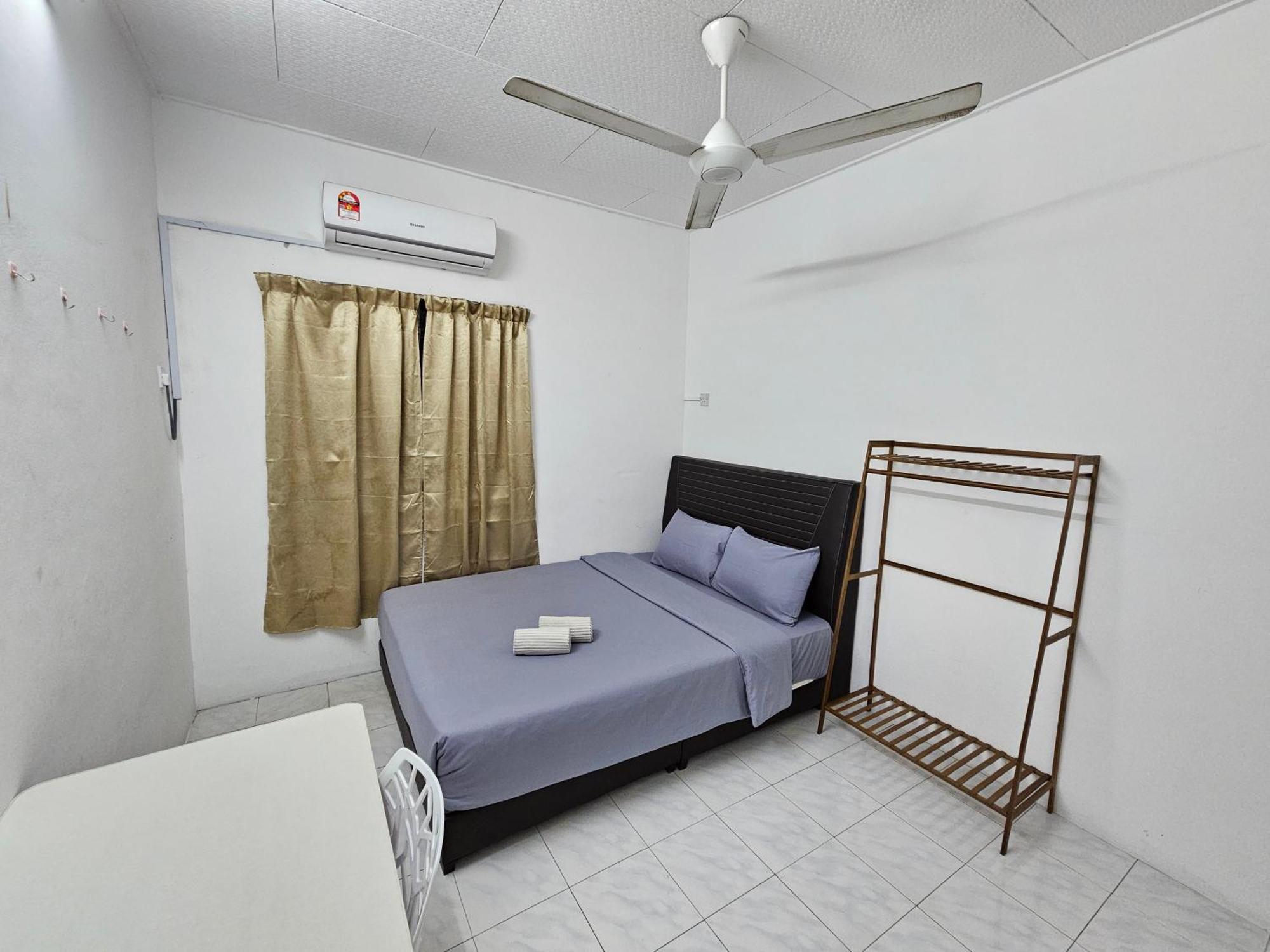 Double S Homestay *